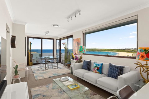 Pristine 2-Bed With Expansive Beach Views - Dalby Accommodation 0