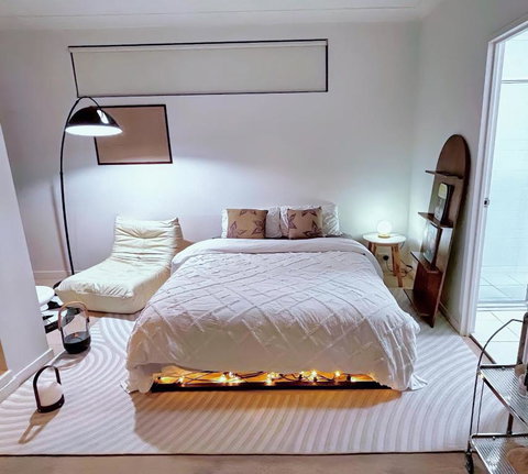 Private Room With Balcony - Dalby Accommodation 1