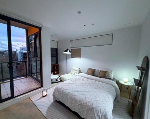 Private Room With Balcony - Dalby Accommodation 0