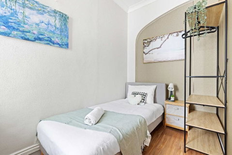 Private Single Room - Conveniently Located At Glebe - Shared Bathroom - Dalby Accommodation 0