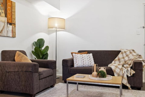 Prized Perth Retreat 1BDR - Dalby Accommodation 0