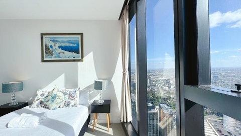 Queens Place L45 Apt By GoodLive - Dalby Accommodation 1