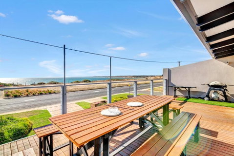 Queensland South - Aldinga Beach - C21 SouthCoast Holidays - Dalby Accommodation 0