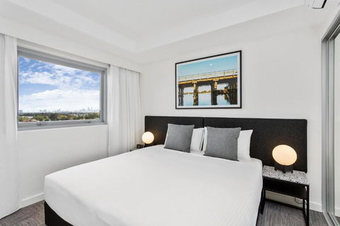 Quest Watergardens - Dalby Accommodation 3