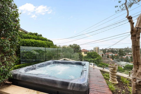 Ra Wonga - Queenscliff Beach House - Dalby Accommodation 0