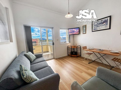 Razorback 3 - Dalby Accommodation 3