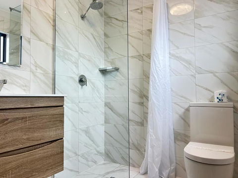 Red Cedar Motel - Dalby Accommodation 1