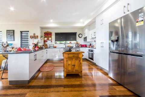 Austinmer - Cannonvale - Dalby Accommodation 0