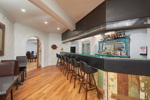 Australian Homestead Motor Lodge - Dalby Accommodation 3