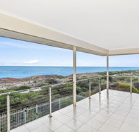 Avaya - Sellicks Beachfront Getaway - WiFi - Dalby Accommodation
