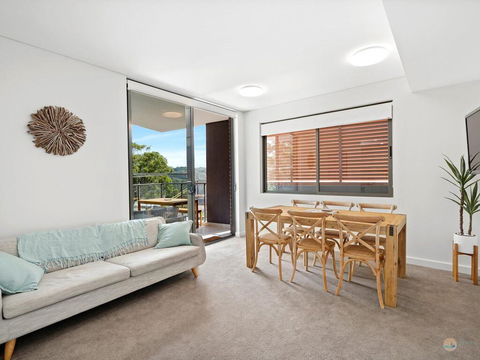 Avoca Beach Pad- 210/14-18 Cape Three Points Rd - Dalby Accommodation 3