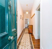 Azile 1875 Heritage Victorian Duplex - Dalby Accommodation
