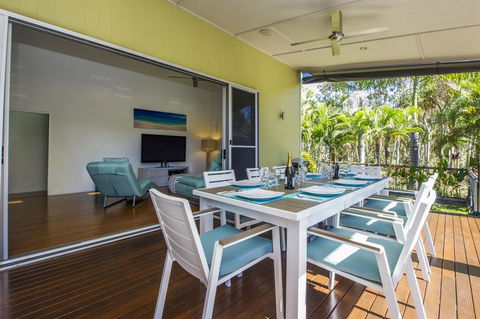 Azur Villa - Dalby Accommodation 1