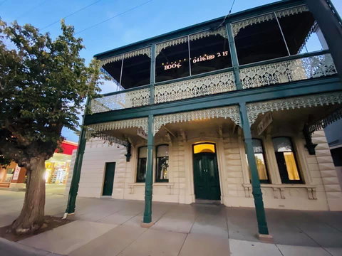 Balcony Level - Heygarth House - Port Of Echuca Townhouse - Dalby Accommodation 0