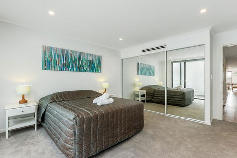 Balmain Modern Apartments - Dalby Accommodation 1