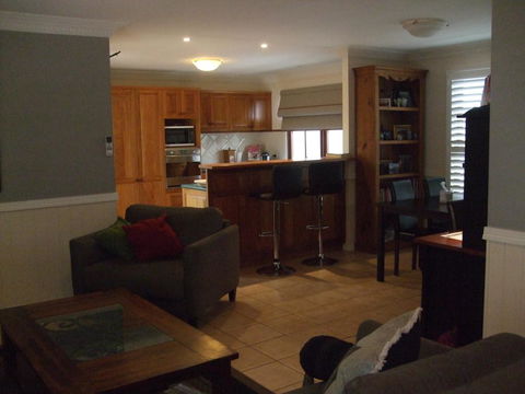 Bannockburn Lodge - Dalby Accommodation 0
