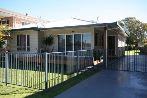 BANYANDAH 557 Ocean Drive NH - Dalby Accommodation 0