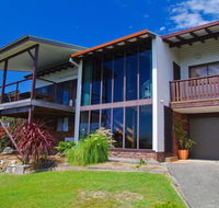 Barrels Beach House 28 Dulconghi Street - Dalby Accommodation