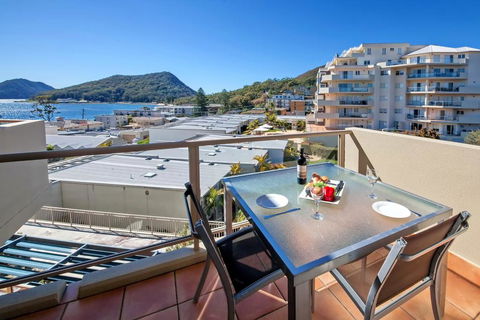 Barrington, 713/35-45 Shoal Bay Road - Dalby Accommodation 0