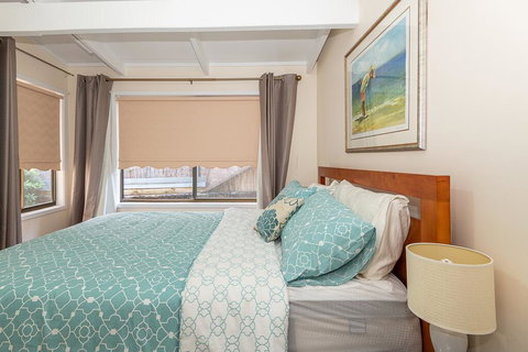 Batehaven Beach House - Dalby Accommodation 3