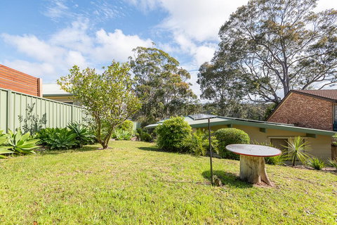 Batehaven Beach House - Dalby Accommodation 2