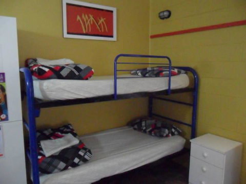 Bateman Bay Holiday Park & Batemans Bay YHA - Dalby Accommodation 3