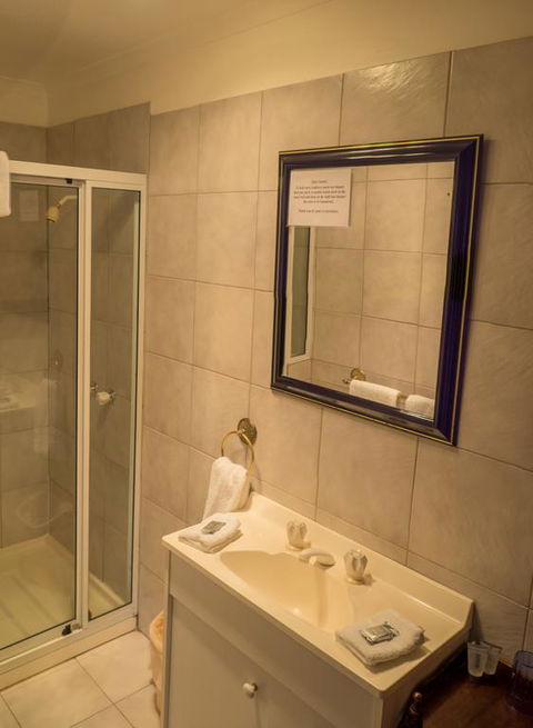 Battery Point Manor - Dalby Accommodation 3