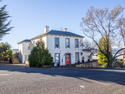 Battery Point Manor - Dalby Accommodation 0