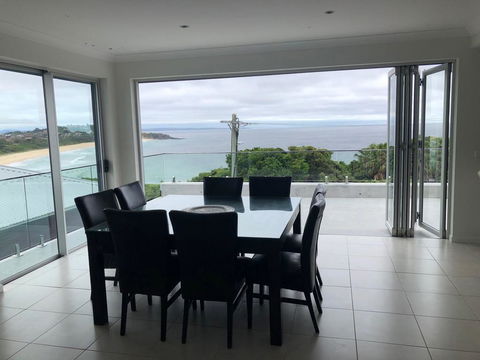 BEACH BREAK, 34 CLIFF ROAD - Dalby Accommodation 2