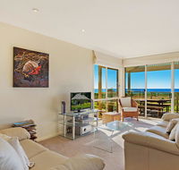 Beach Breakers Apartment - Stunning Views - Dalby Accommodation