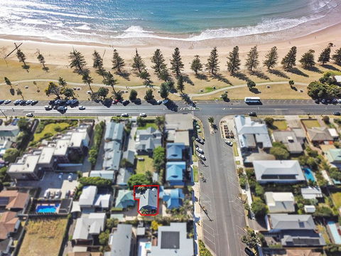 Beach Life - Dalby Accommodation 0