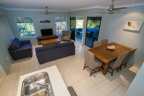 Beach Pad 2 - Dalby Accommodation 2