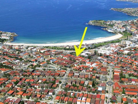 Beach Retreat - Dalby Accommodation 1