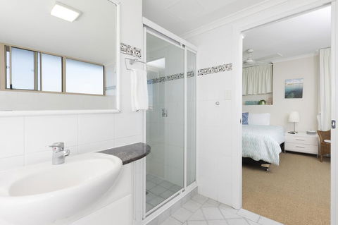 Beaches International - Dalby Accommodation 1