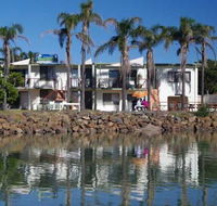 Beachfront 5 25 Willow Street - Dalby Accommodation