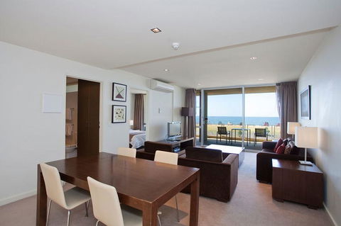 Beachfront Resort Torquay, Australia - Dalby Accommodation 3