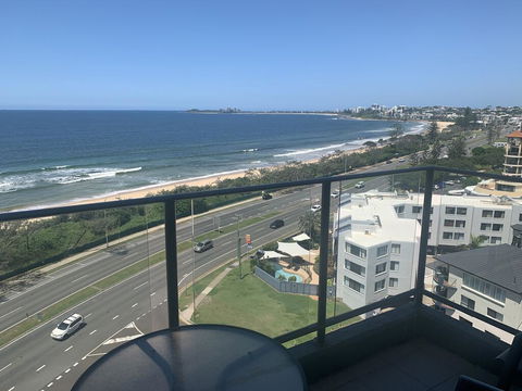 Beachfront Towers - Dalby Accommodation 3