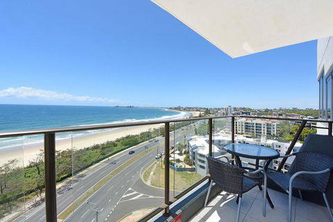 Beachfront Towers - Dalby Accommodation 1