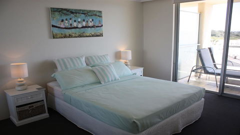 Beachpoint 302 - On The Beach! - Dalby Accommodation 3
