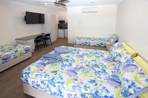 Reef Gardens Motel - Dalby Accommodation 3