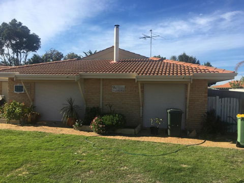 Relaxed Ocean View - Dalby Accommodation 0