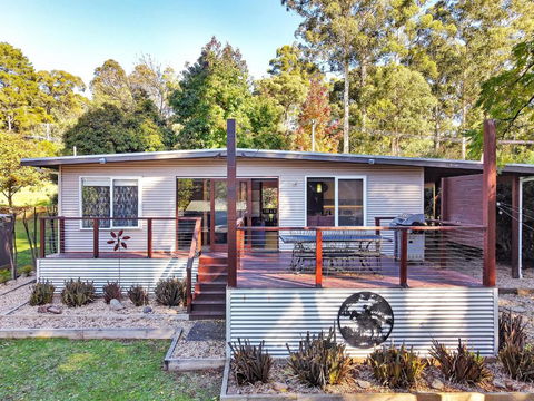 Ren Basera - Dalby Accommodation 0