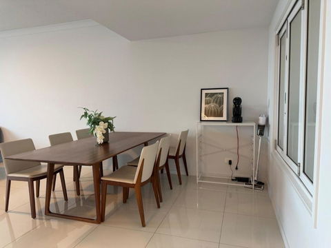 Resort-Style Apartment Near Harbour Town - Dalby Accommodation 3