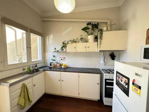 Retro Apt 6 Mins To Victoria Quay - Dalby Accommodation 1