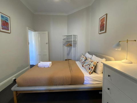 Retro Apt 6 Mins To Victoria Quay - Dalby Accommodation 2