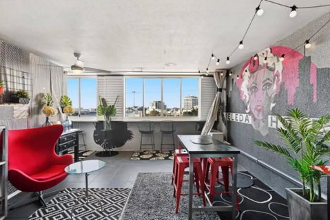 Retro Chic Vibes, Tropical Pool & Prime Location - Dalby Accommodation 0