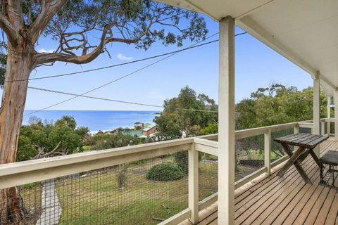 Retro Retreat - Dalby Accommodation 0