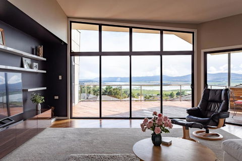 River Haven Serene Spacious With River Views - Dalby Accommodation 0