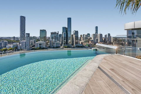 River-View Unit With Rooftop Pool Near Museums - Dalby Accommodation 0