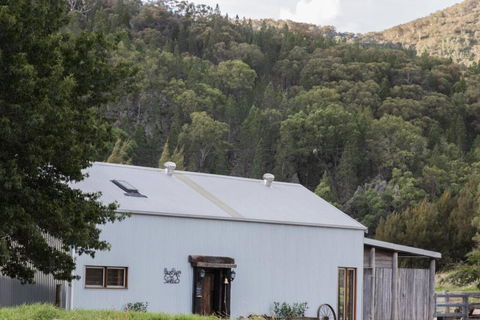 Riverlea Stables- Style And Charm Await You! - Dalby Accommodation 2